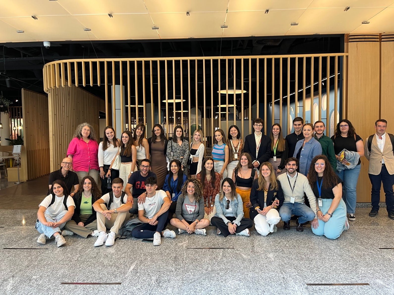 The winning students of the Talent Factory program visited the Finnova headquarters in Brussels and attended lectures on various Erasmus projects.